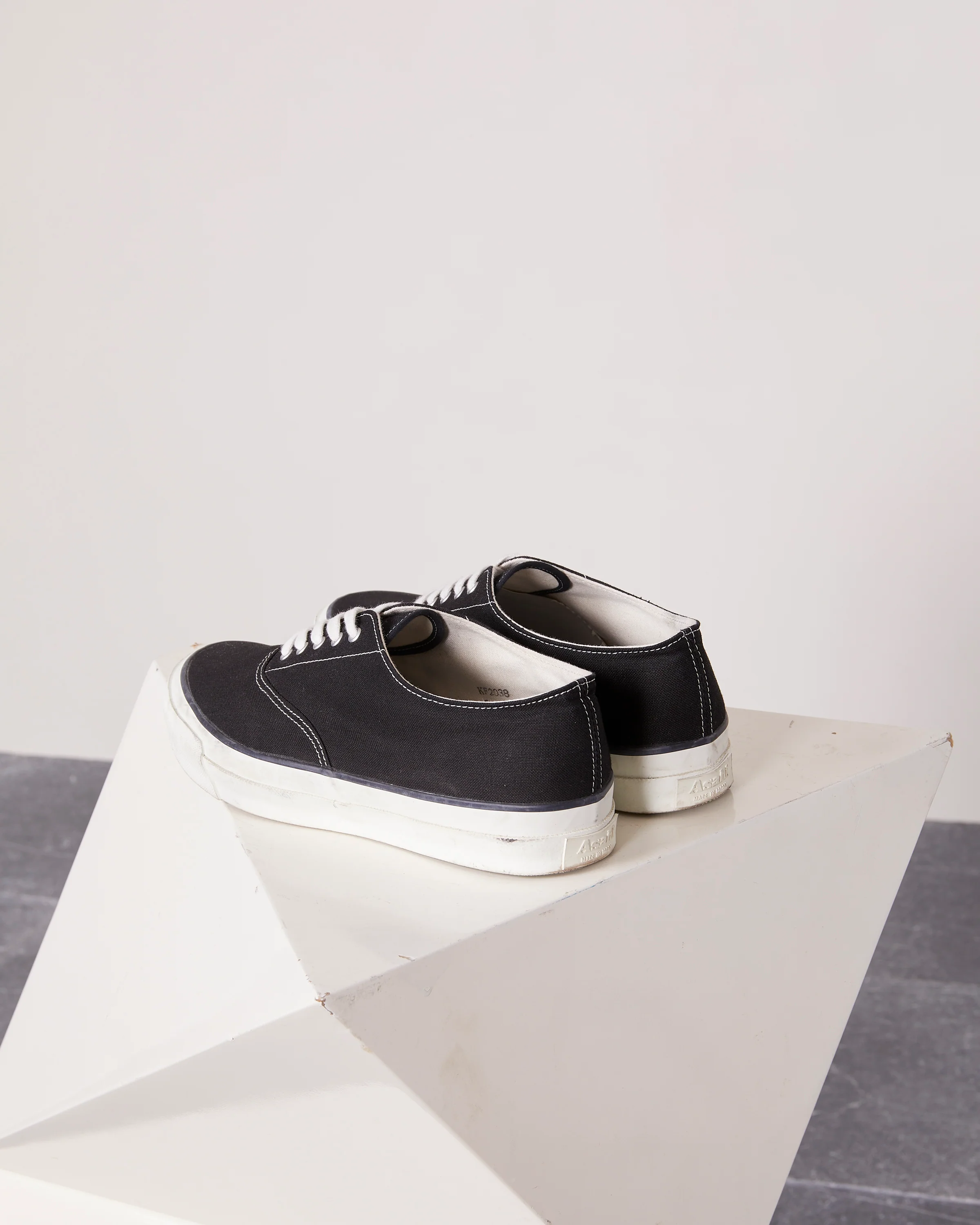 Asahi sneakers - Image 2
