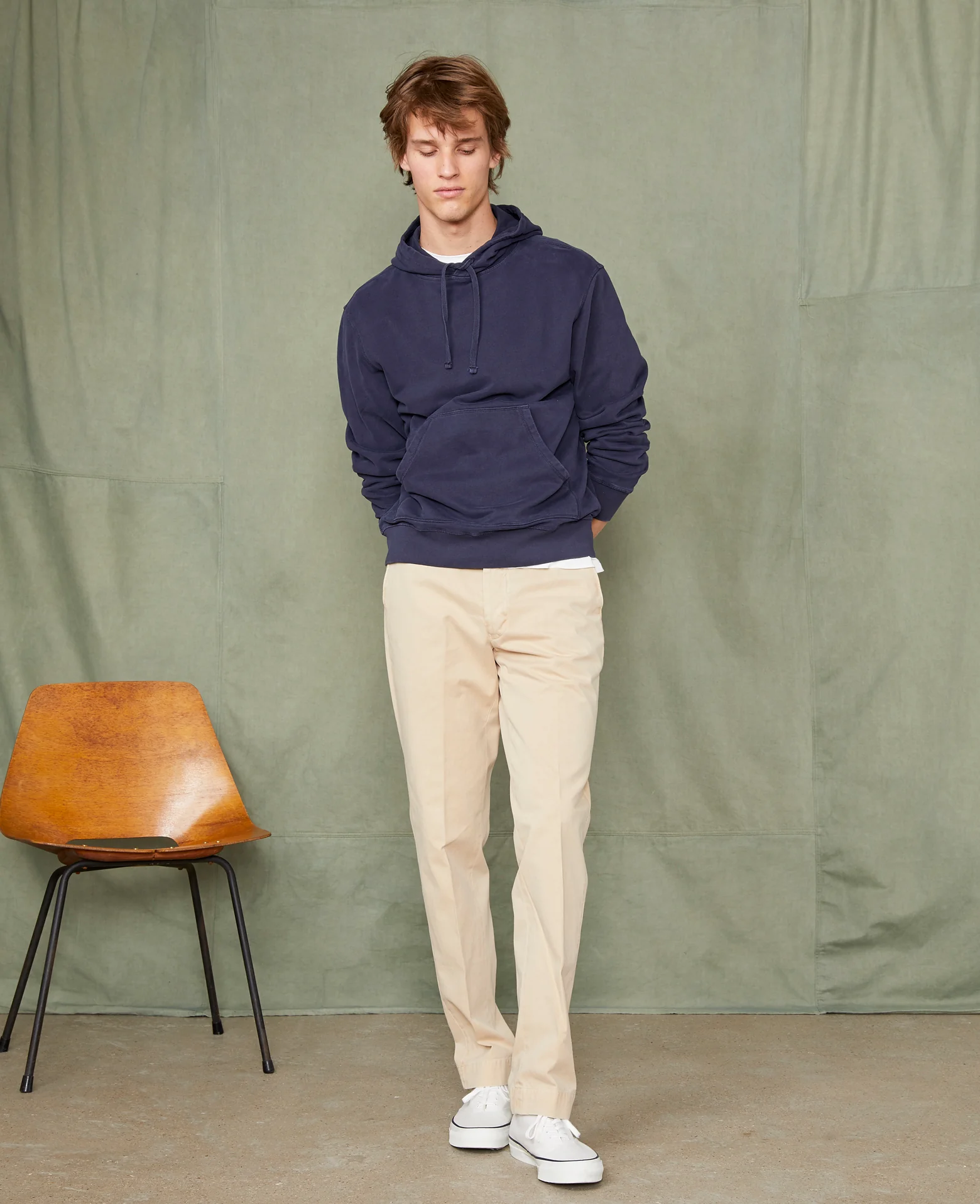 Plain front chino - Image 5